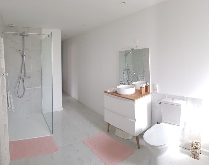 salle de bain.jpg Gloria Jourdain