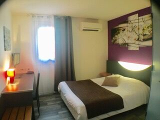 !cid_21D45345-31DB-4B61-8954-6A5C1F036C37@home.jpg Hotel de Marais