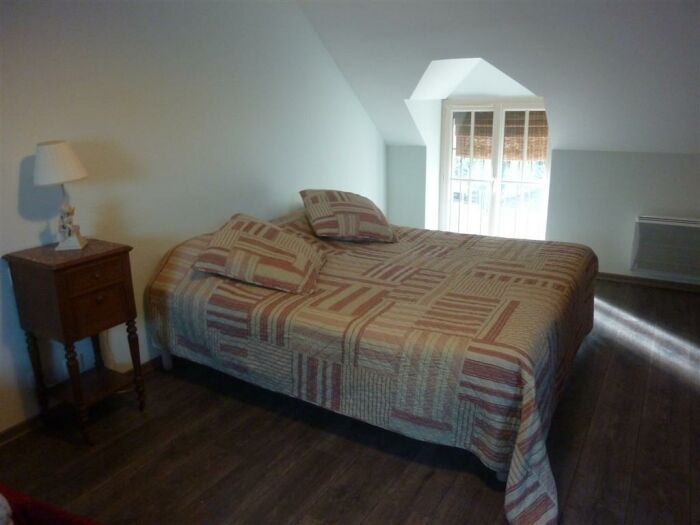 Location-maison-et-villa-aube-HLOCHA0100ms1211-g5 - Copie.jpg Mme MIGNOT