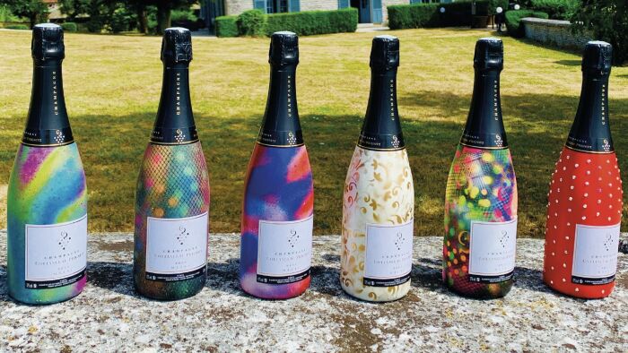 Bouteilles peintes.jpg Champagne Cottanceau-Prignitz
