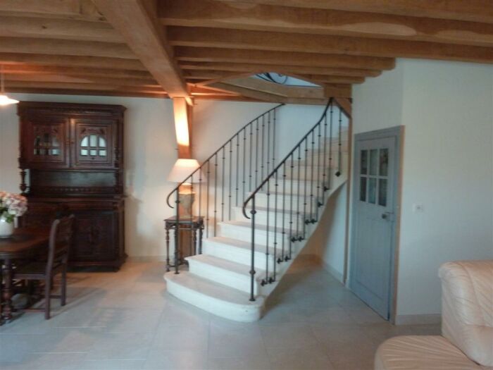 Location-maison-et-villa-aube-HLOCHA0100ms1211-g4-Copie.jpg Mme MIGNOT