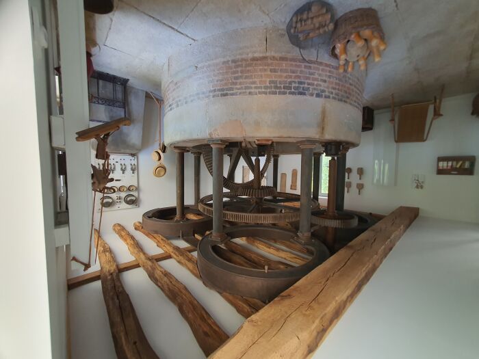 Le Moulin de Saint Benoist  (38).jpg Tabéa Posteaux