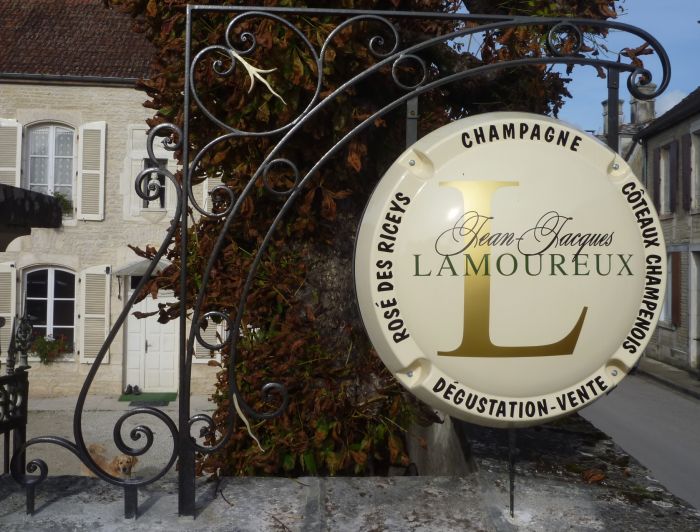 Champagne Jean-Jacques Lamoureux.jpg