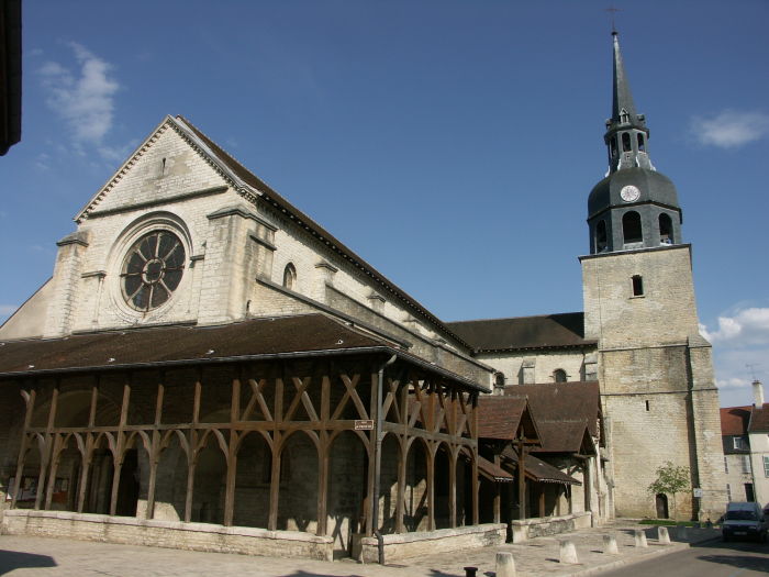 Eglise Saint-Pierre Saint-Paul.jpg