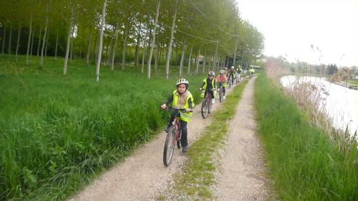 Vélo-voie au début du printemps.JPG