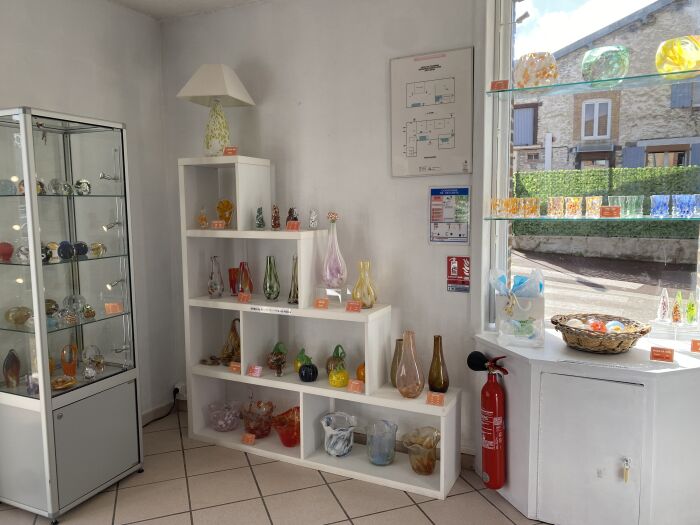 Boutique Atelier du Verre.JPG Atelier du verre de Bayel