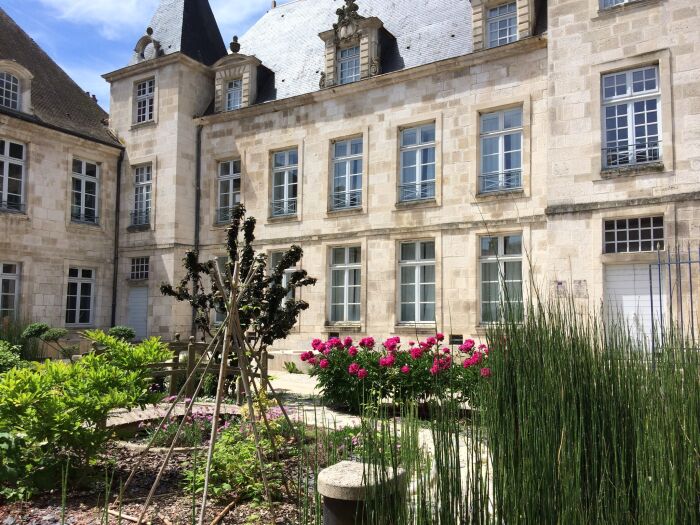 Mediathèque Albert Gabriel.jpg Ville de BSA