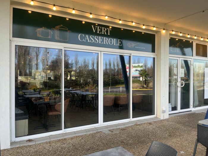 facade dien,ville.jpg Vert casserole