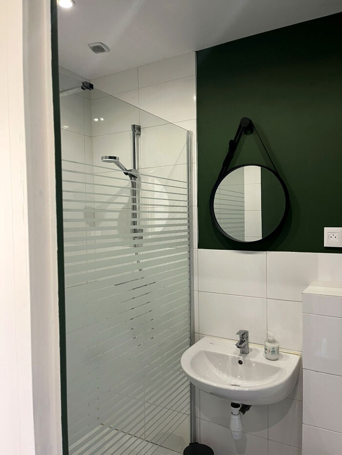 la-decouverte-trouvee_salle-de-bain-douche_web.jpg ©la-decouverte-trouvee