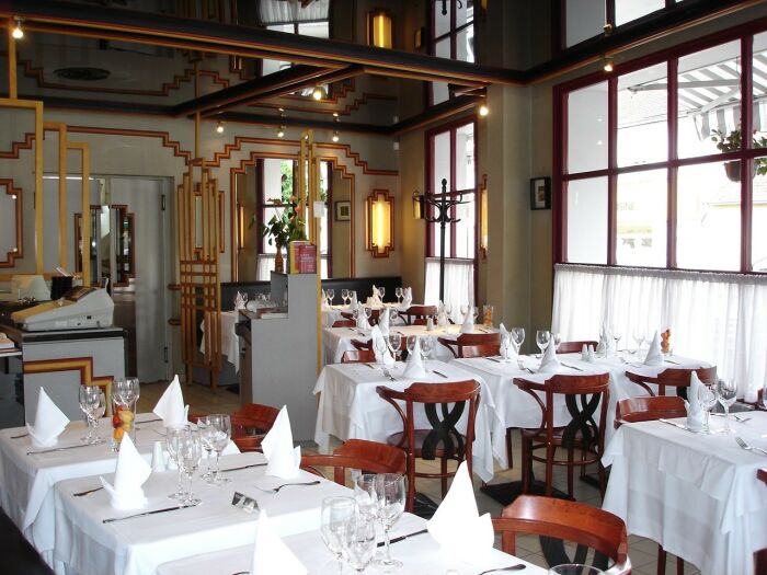 Bistrot Dupont - salle vue 2.JPG Bistrot Dupont