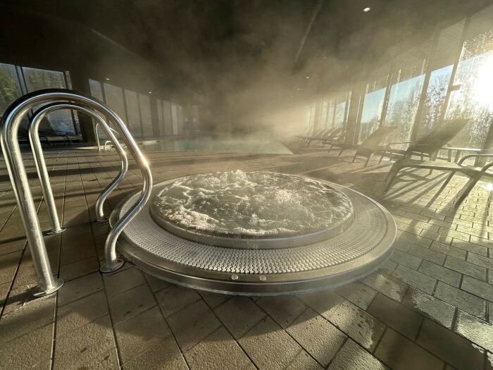 Jacuzzi © Alba Hôtel Lac d'Orient