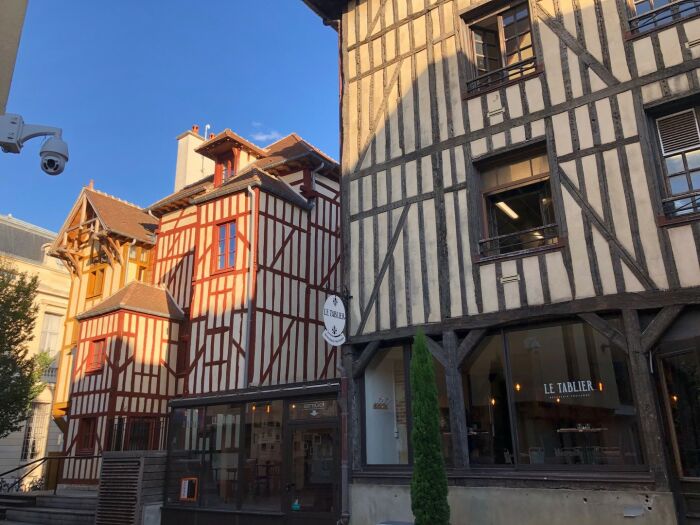 IMG_7164.jpg Le Paillot de Montabert