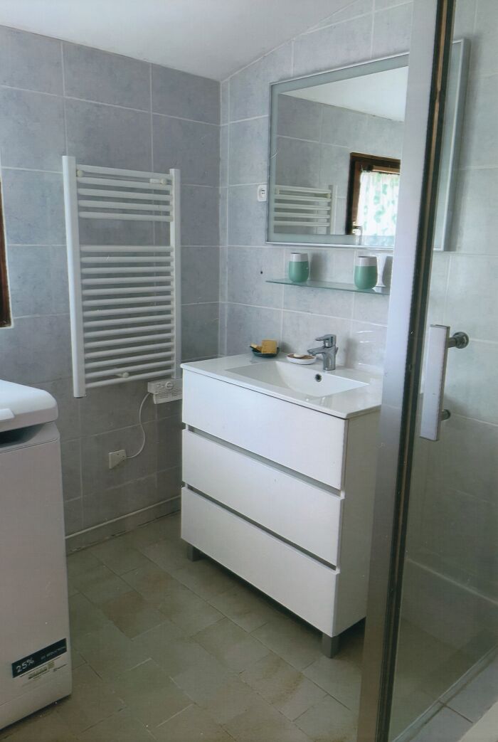 salle de bain avec douche Francine Renaud