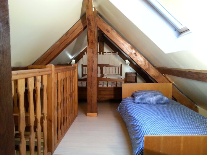 11 Mezzanine Lit 140x190 90x190.JPG Le Gîte de la Plaine