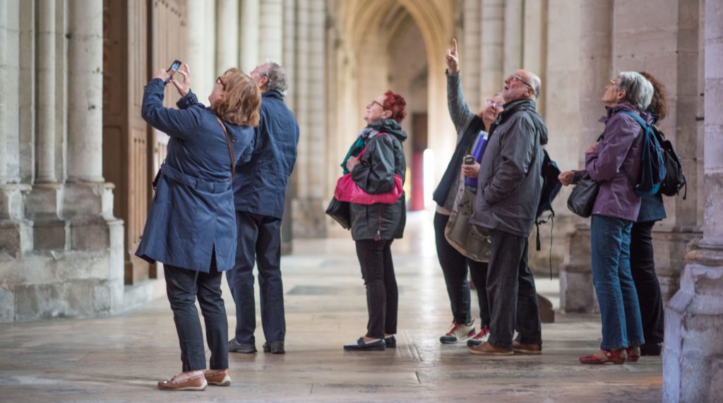 Visite guidée de l'opération Un Jour, Une Eglise